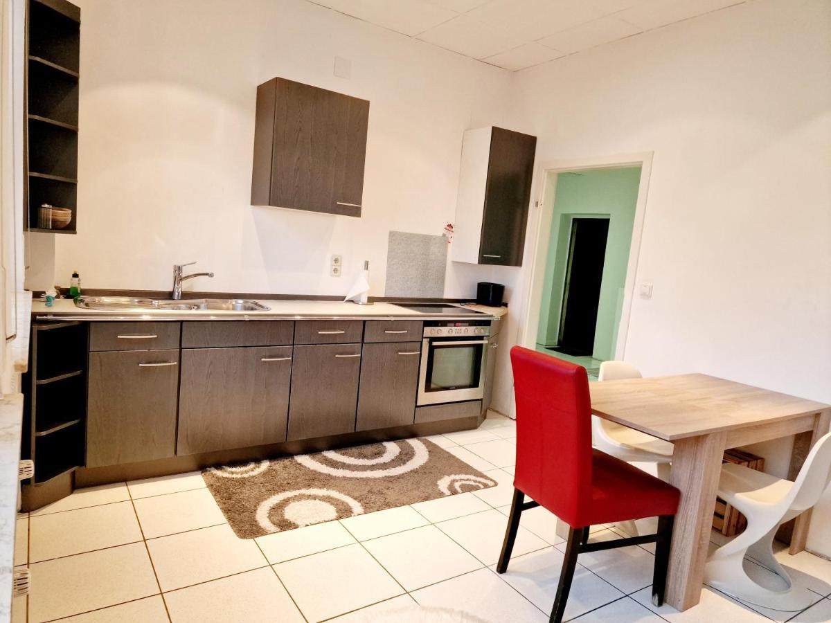 Gruppenfreundliches Apartment Херцогенаурах Экстерьер фото