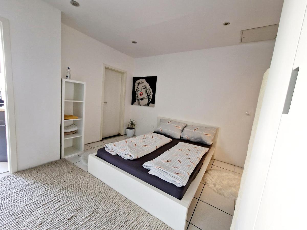 Gruppenfreundliches Apartment Херцогенаурах Экстерьер фото